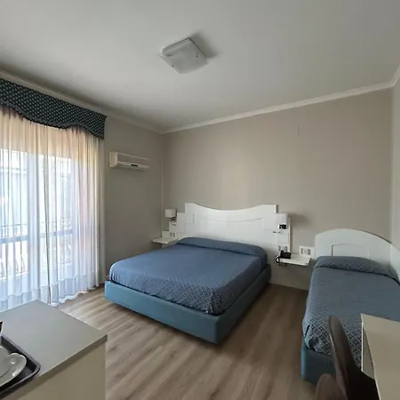 Hotel Giovanna 3*